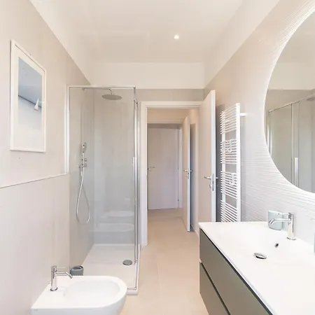 شقة -vista Mare- Ampio Balcone E Parcheggio Privato *