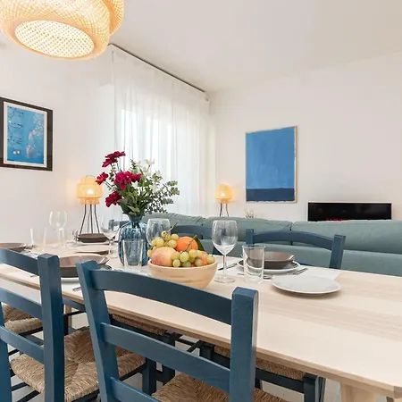 -vista Mare- Ampio Balcone E Parcheggio Privato شقة فاراتسي
