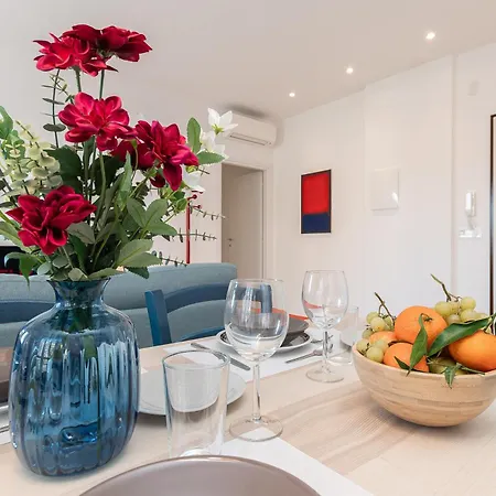 -vista Mare- Ampio Balcone E Parcheggio Privato شقة