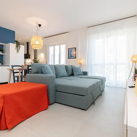 -vista Mare- Ampio Balcone E Parcheggio Privato شقة فاراتسي