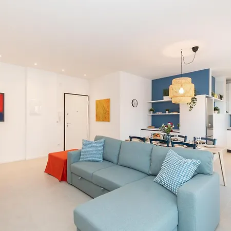 -vista Mare- Ampio Balcone E Parcheggio Privato * فاراتسي